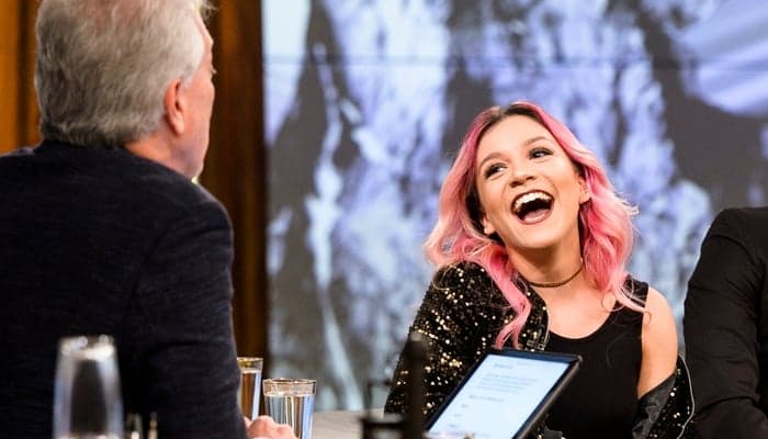 Ex-SBT, Priscilla Alcântara fala sobre religião na Globo: "me achava a Beyoncé no culto"