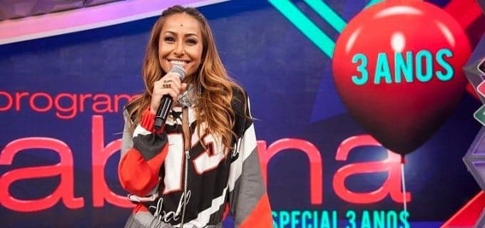 Sabrina Sato faz viagem internacional por conta de seu programa na Record