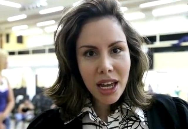 Sarah Sheeva critica feminismo moderno e declara: "Só vou pegar na mão no dia do noivado"