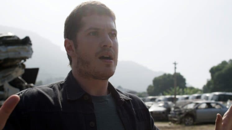 "Rock Story": Alex arma contra Júlia para se livrar de mafioso