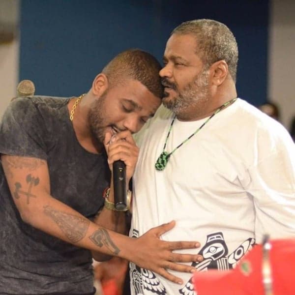 Filho de Arlindo Cruz impede venda de bens do cantor