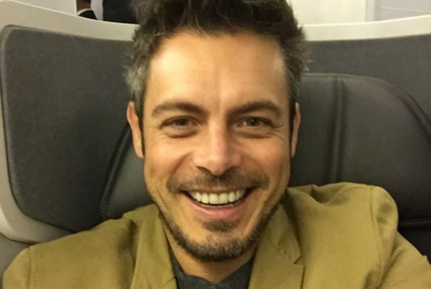 De Miami, Luigi Baricelli assina contrato com a Band para apresentar novo programa
