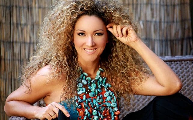 Filha de brasileira, autora do hit "Despacito" diz que quer fazer versão da música em português