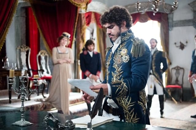 Globo faz novo reajuste e até protagonistas são atingidos