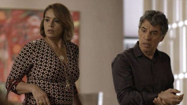 Gilda reata casamento com Haroldo em "Rock Story"