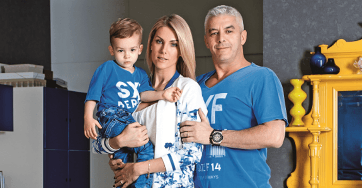 Ana Hickmann encanta fãs em foto com a família; confira