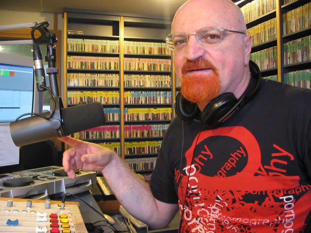 Cantor Kid Vinil morre aos 62 anos