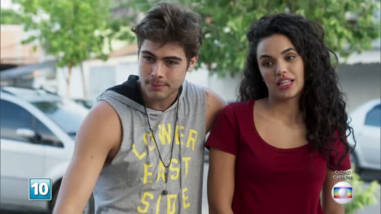Stefany sofre transformação inacreditável em "Rock Story"