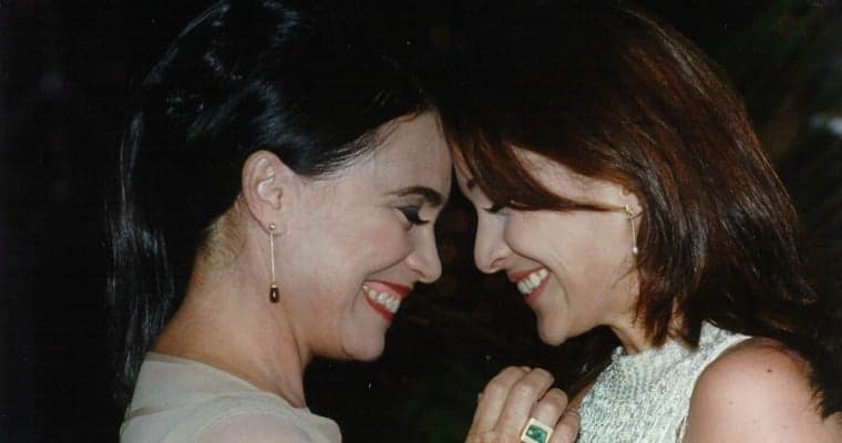 Regina contracena com a filha Gabriela Duarte em "Por Amor". (Foto: Divulgação/Arquivo/Globo) Regina contracena com a filha Gabriela Duarte em "Por Amor". (Foto: Divulgação/Arquivo/Globo)