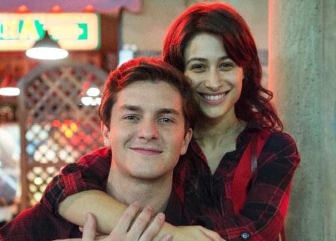 Conheça os protagonistas da primeira fase da série "Somos Tão Jovens"