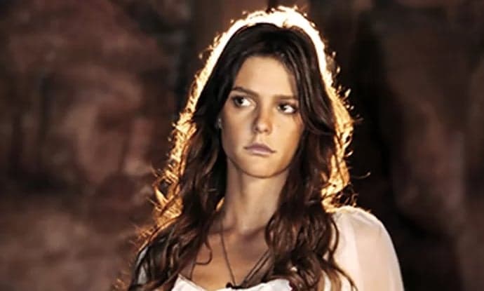Fernanda Lima diz que não se considera atriz e revela que sofreu fazendo novela
