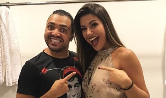Ex-BBB Vivian Amorim posa com humorista: "Agradeço por ter você no meu caminho"