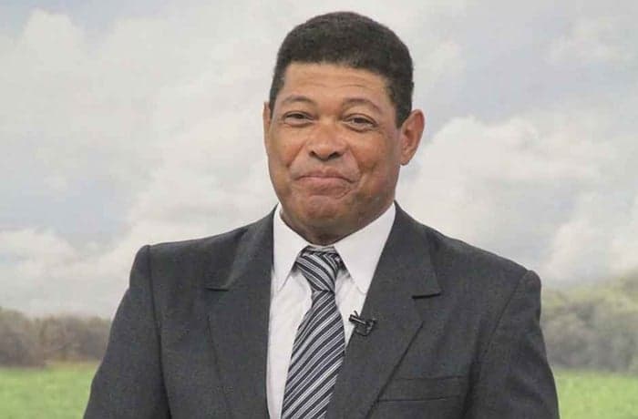Valdemiro Santiago é processado por jornalista do "Fofocalizando", que pede R$ 48 milhões