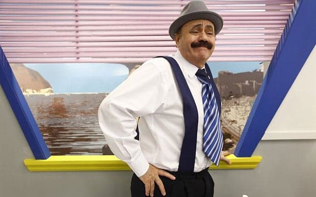 Ator da "Escolinha do Professor Raimundo" morre após AVC