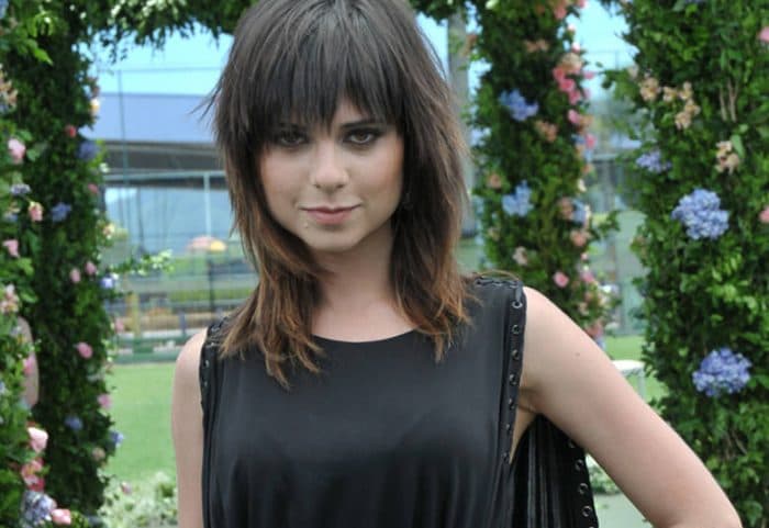 Julianne Trevisol revela que já teve relacionamento com 2 pessoas ao mesmo tempo