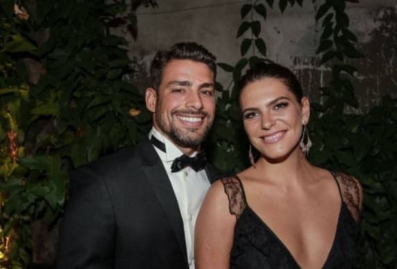 "Ninguém vai esperar 10 anos", dispara Cauã Reymond sobre casamento com Mariana Goldfarb