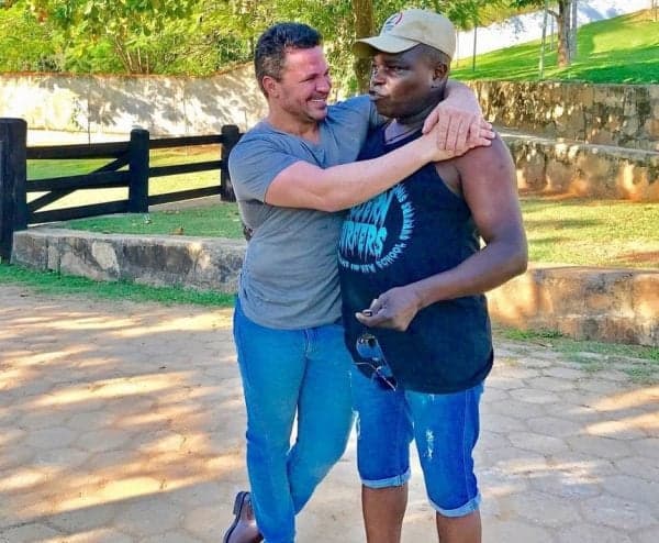 Eduardo Costa chama amigo de "preto" e é acusado de racismo