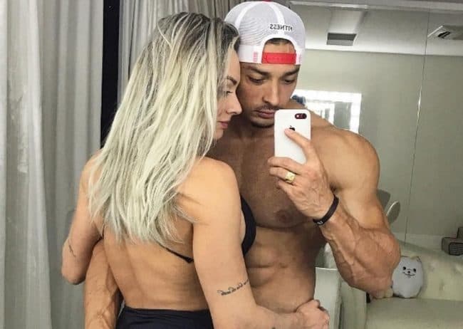 Juju Salimeni comenta possível reconciliação com Felipe Franco