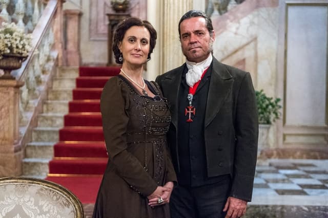 Márcia Cabrita entra em "Novo Mundo" para movimentar palácio de Dom Pedro