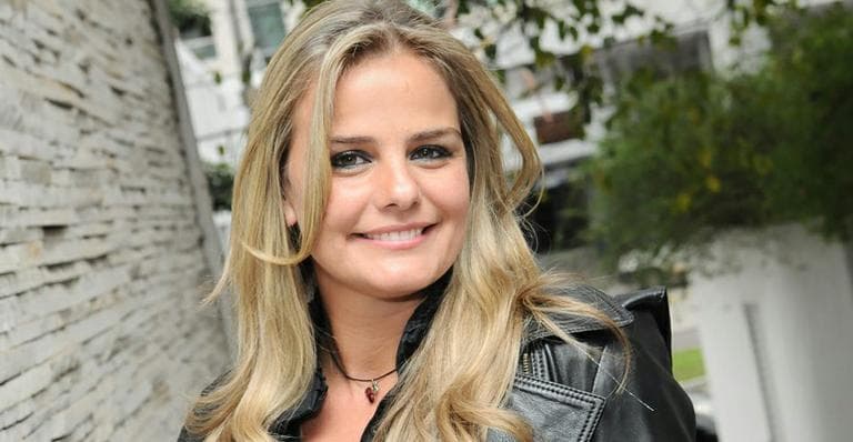 Milene Domingues, ex de Ronaldo Fenômeno, engata namoro com novo jogador e os dois são flagrados em clima de romance