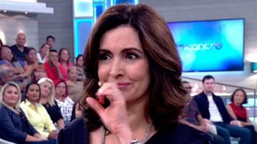 Em seu primeiro dia dos namorados sozinha, Fátima Bernardes se emociona