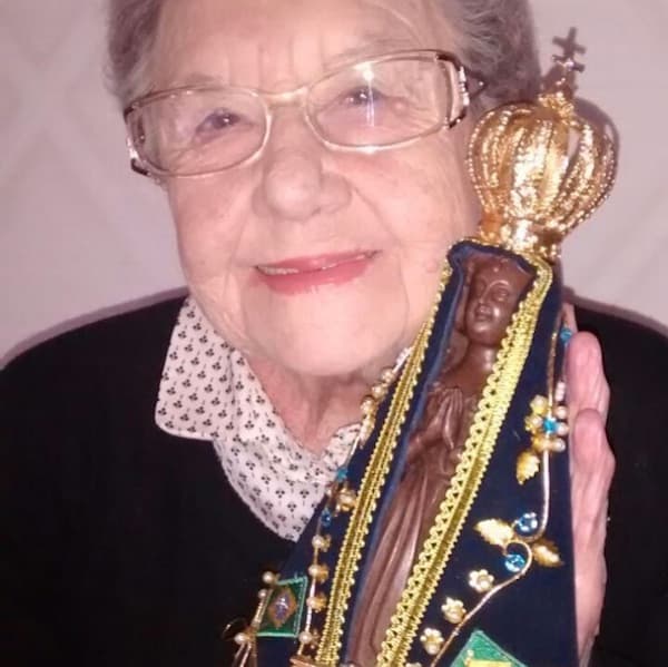 Palmirinha faz desabafo na web e garante: "Muita gente diz que na minha idade já chegou o ‘fim da vida’"