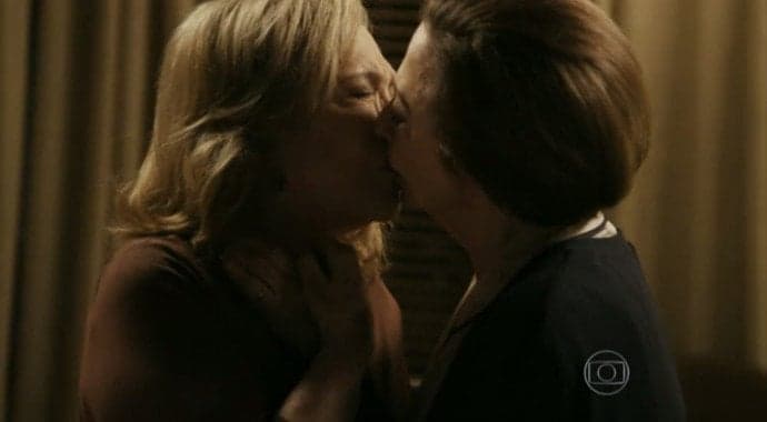 Ricardo Linhares relembra polêmico beijo gay em "Babilônia": "Criou uma rejeição moral"