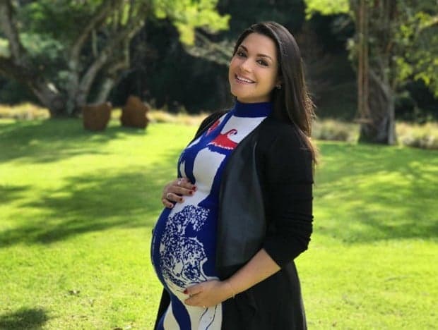 Thais Fersoza emociona internautas ao comemorar 11 meses de Melinda