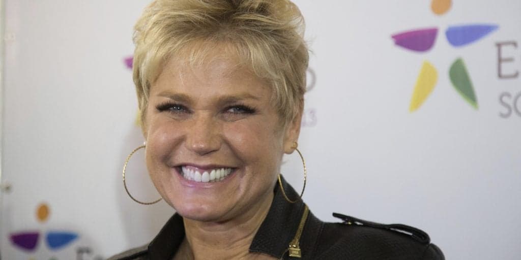 Xuxa Meneghel desabafa sobre doença da mãe: "Seja forte"