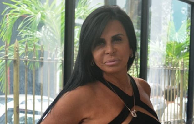 Gretchen dança hit, publica na internet e é reconhecida pelo cantor