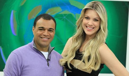 Mesmo com audiência comum, "Jogo Aberto" dá trabalho e vence programa milionário da Record