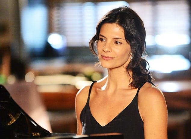 Negando ida para o SBT, Helena Ranaldi aparece com elenco de "Carinha de Anjo"