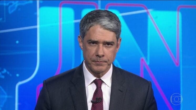 Lula, irritado, detona "Jornal Nacional" e manda recado para a Globo
