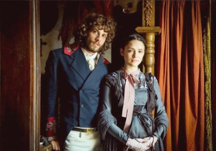 "Novo Mundo": O casal Anna e Joaquim ganha proteção do Príncipe e vão morar no palácio