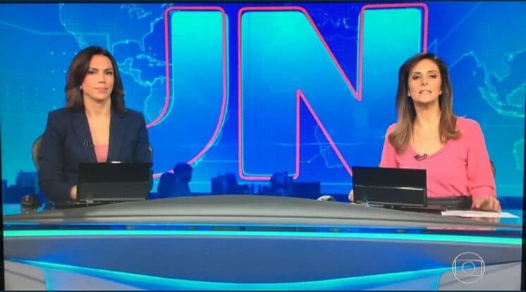 "Jornal Nacional" é apresentado por duas mulheres e internet repercute
