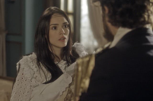 "Novo Mundo": Anna aponta arma para Thomas e ameaça de morte