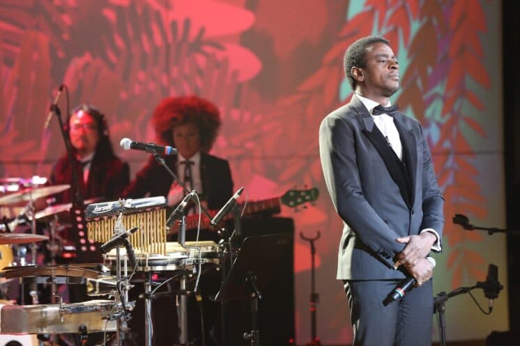 Seu Jorge é vítima de ataque racista, mostra comentários na internet e tomará atitude