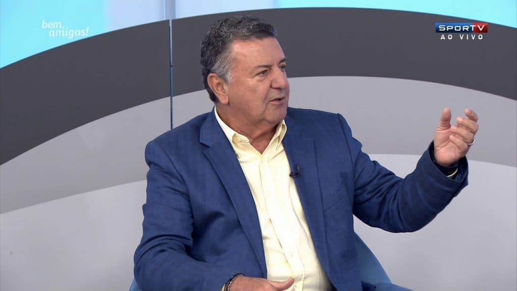 Arnaldo Cezar Coelho vira piada em programa do SporTV