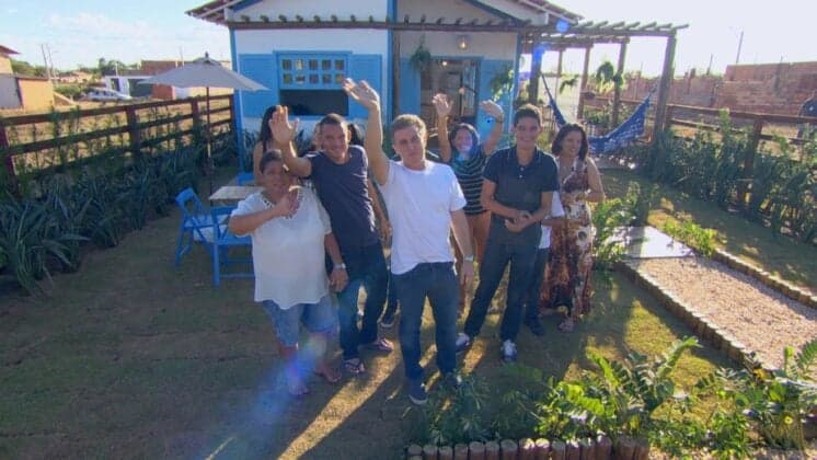 Participante pede ajuda na internet após Luciano Huck entregar casa sem muro
