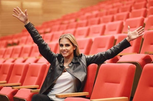 Deborah Secco diz que "não está com a menor saudade da TV"