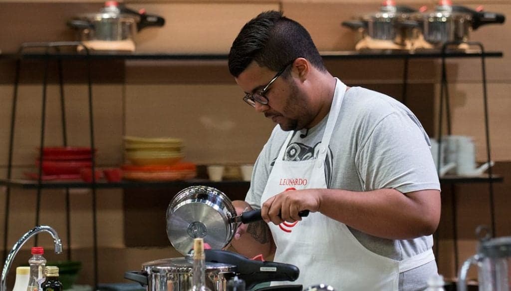 Participante do "MasterChef" revela que foi alvo de racismo e faz desabafo