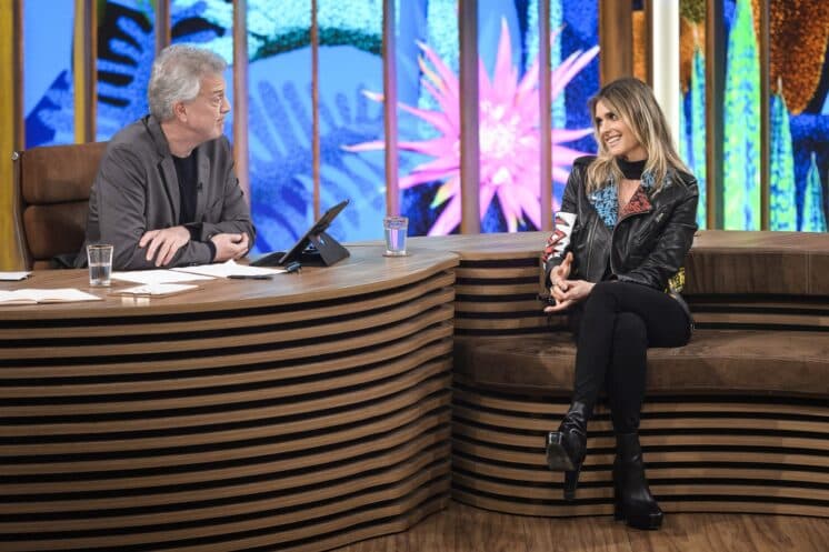 "Sou uma mãe diferenciada", conta Fernanda Lima a Pedro Bial