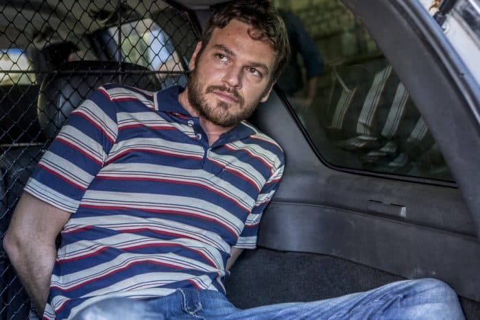 Rubinho se dá mal e é preso novamente em "A Força do Querer"; saiba como