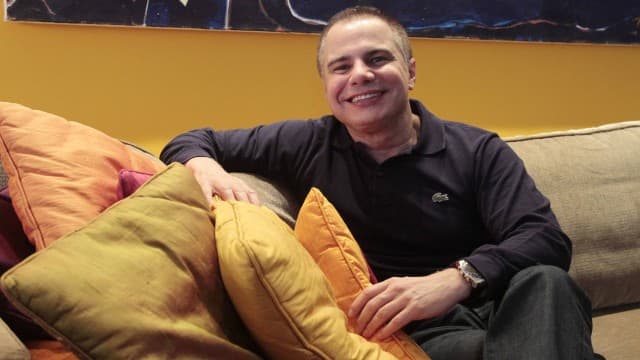 Após supervisionar "Rock Story", autor de "Babilônia" se dedica a nova minissérie