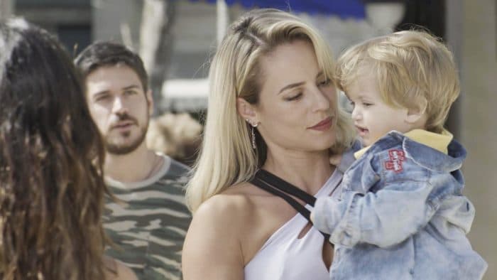 "A Força do Querer": Zeca fica em choque ao flagrar Jeiza com seu filho