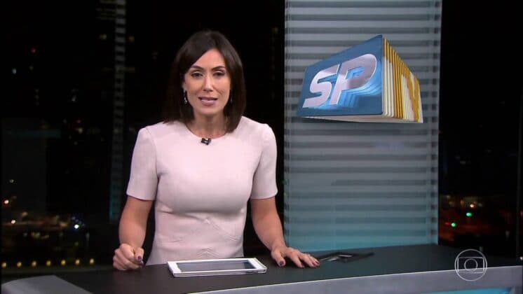 Com dança das cadeiras na Globo, apresentadora de jornal aparece com look inusitado