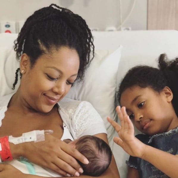 Nasce o segundo filho da cantora Negra Li