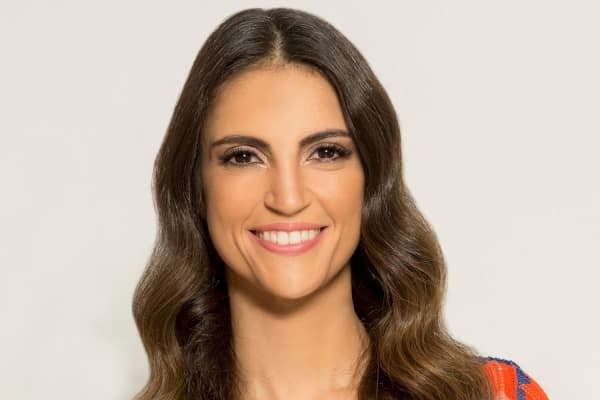 Saiba mais sobre o novo programa de Chris Flores