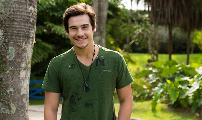 Nicolas Prattes está ficando com ex de Gabriel Medina