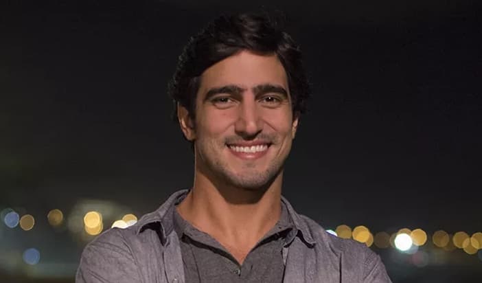 Renato Góes revela problema que teve na adolescência
